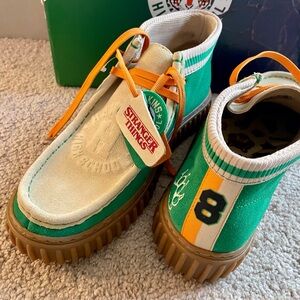 Clarks x Stranger Things Torhill Hi Suede Boot